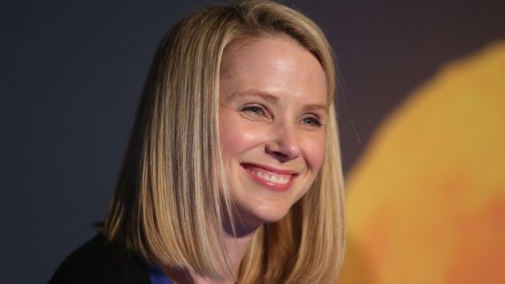 雅虎CEO梅耶尔员工支持率下降