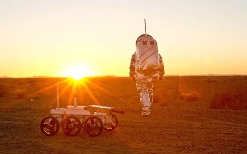 如何从200万到2个亿：一家传统零售商艰难触电启示录